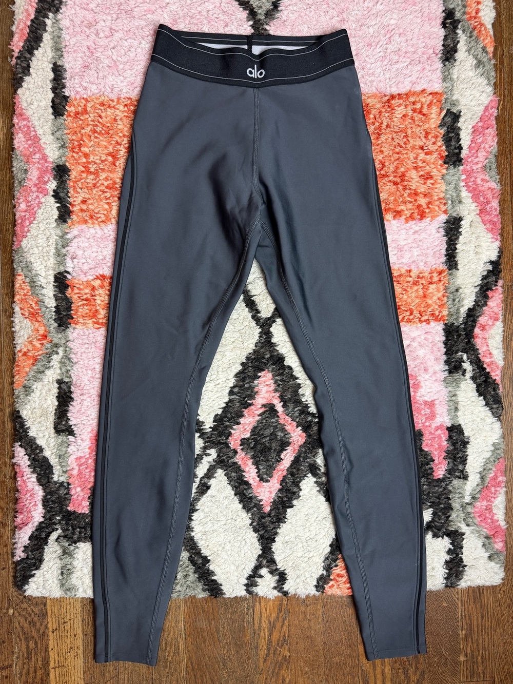 Alo Yoga Airlift High-Waist Suit Up Leggings In Anthracite/Black Women's Size XS